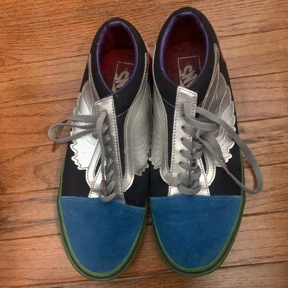 Vans Captain America Marvel Blue Green bottom silver Winged Sneakers
